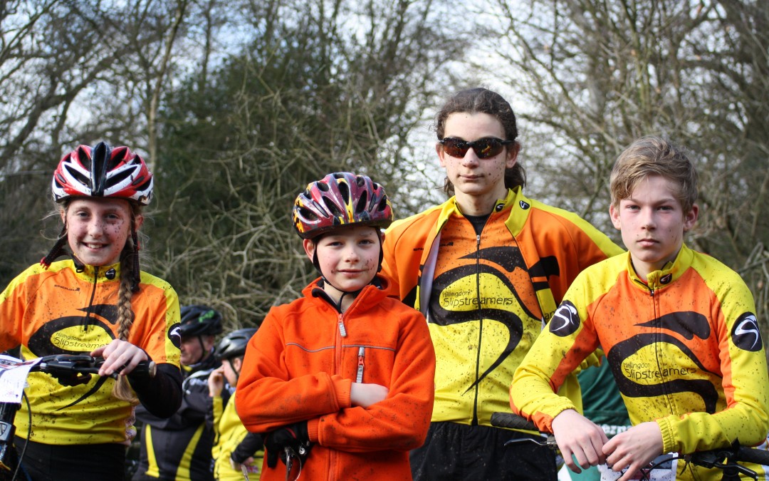 Slipstreamers in Full Force at Black Park for Southern XC Series Races!